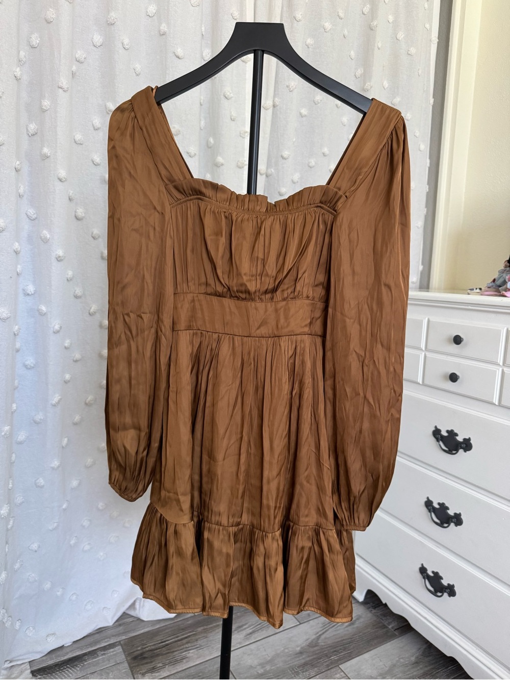 Blu Pepper Brown Satin Long Sleeve Mini Dress Size Small NWT